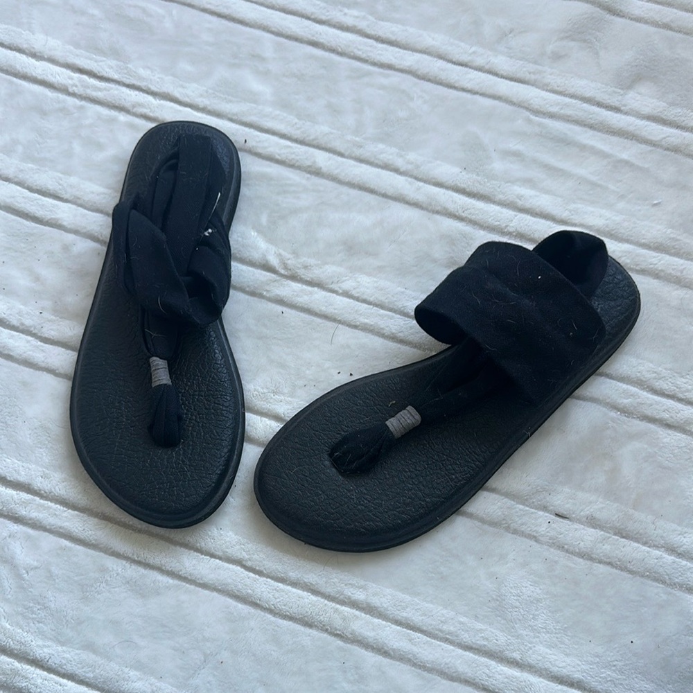Sanuk yoga sling sandals